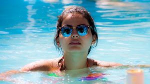 Schwimmen kräftigt Muskulatur und Haut